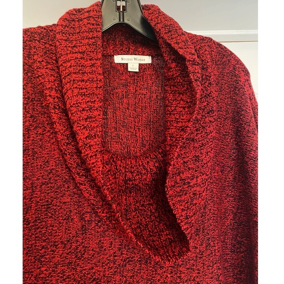 EUC Studio Works Red Sweater in Size Large - Picture 5 of 7